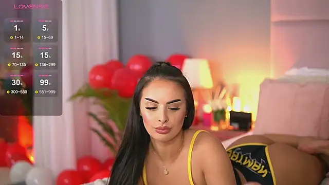 Snapshot of AlmaLuv chatting on 26, 2, 2025 AlmaLuv online show from 26, 2, 2025