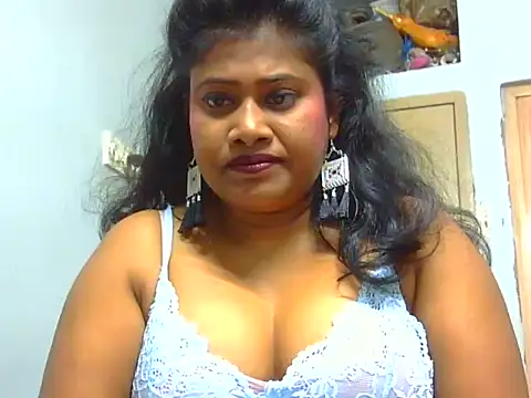 Snapshot of sexy_roma chatting on 21, 12, 2024 sexy roma online show from 21, 12, 2024