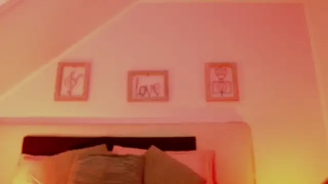 Tifanny grey online show from 17, 3, 2025