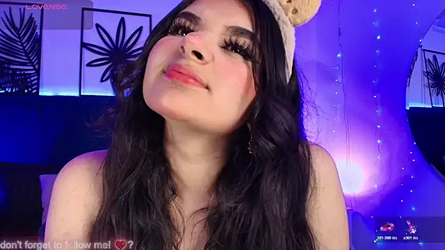 Tifanny grey online show from 17, 12, 2025