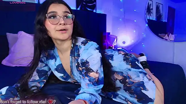 Tifanny grey online show from 19, 12, 2025