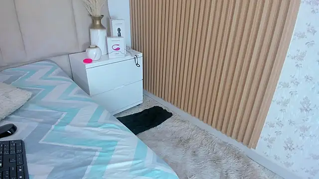 Snapshot of ElaEndez_ chatting on 12, 2, 2025 ElaEndez online show from 12, 2, 2025