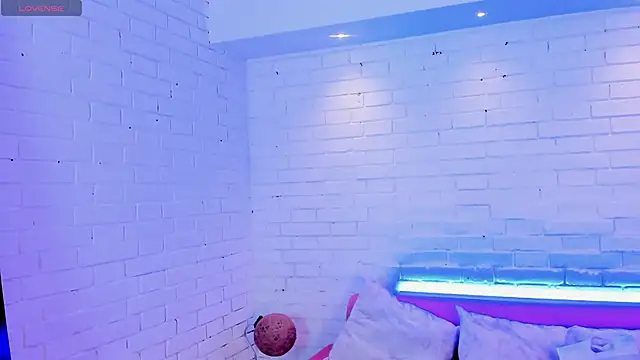 Snapshot of Alessia_Taylorr chatting on 29, 11, 2025 Alessia Taylorr online show from 29, 11, 2025