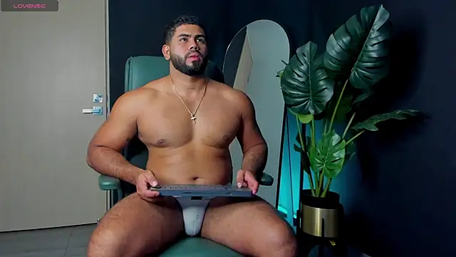 Snapshot of noah_crux chatting on 6, 7, 2026 noah crux online show from 6, 7, 2026