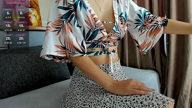 Snapshot of miissblonde chatting on 1, 10, 2025 miissblonde online show from 1, 10, 2025