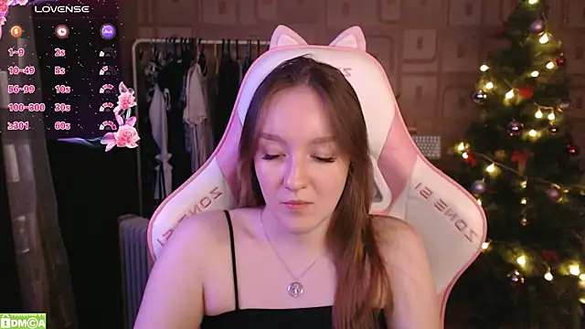Snapshot of MoonlishSiren chatting on 9, 1, 2025 MoonlishSiren online show from 9, 1, 2025