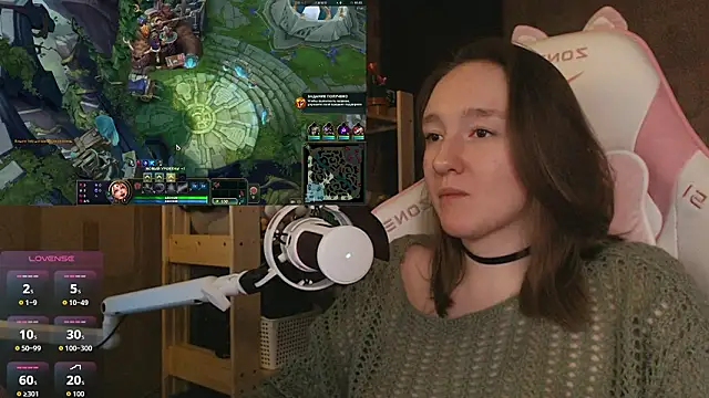 Snapshot of MoonlishSiren chatting on 15, 3, 2026 MoonlishSiren online show from 15, 3, 2026