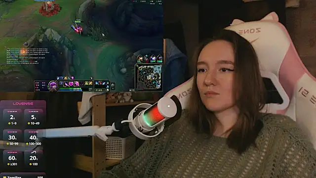 Snapshot of MoonlishSiren chatting on 15, 4, 2026 MoonlishSiren online show from 15, 4, 2026