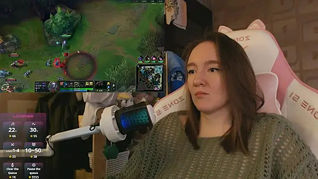 Snapshot of MoonlishSiren chatting on 24, 4, 2026 MoonlishSiren online show from 24, 4, 2026