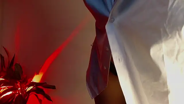 ValenGray online show from 2, 2, 2025