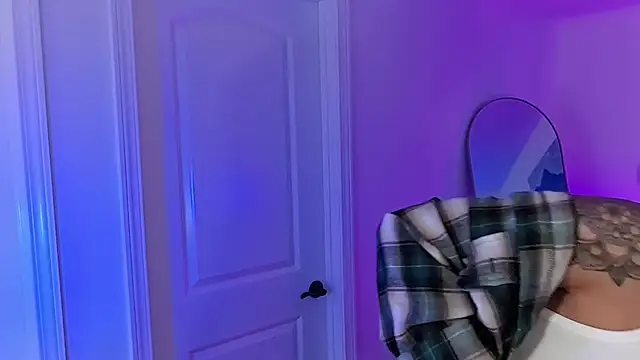 Snapshot of OutdoorXventure chatting on 27, 10, 2025 OutdoorXventure online show from 27, 10, 2025