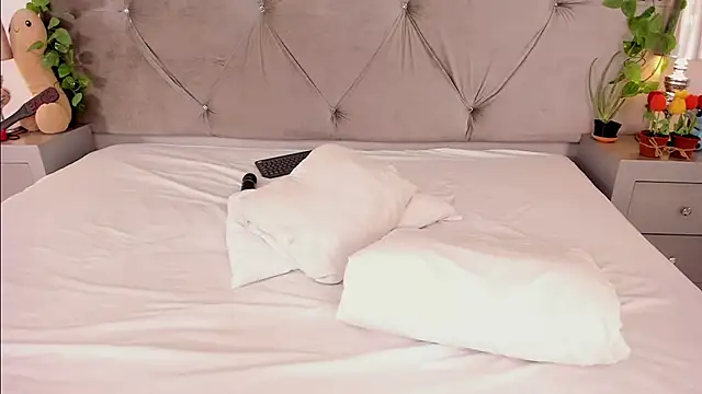 linasantoss online show from 24, 1, 2025