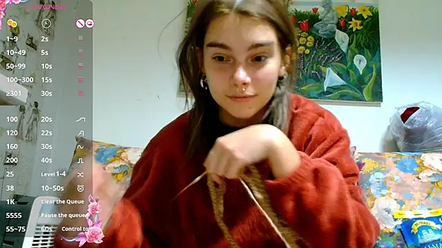 Snapshot of Sophie_Bell chatting on 10, 1, 2025 Sophie Bell online show from 10, 1, 2025