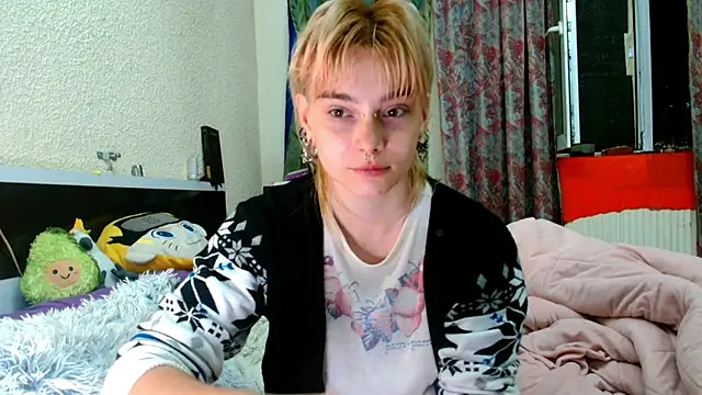 Snapshot of Sophie_Bell chatting on 24, 5, 2026 Sophie Bell online show from 24, 5, 2026