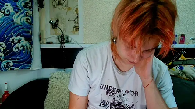Snapshot of Sophie_Bell chatting on 4, 6, 2026 Sophie Bell online show from 4, 6, 2026