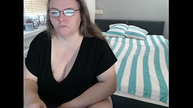 Sweetboobs online show from 3, 12, 2025