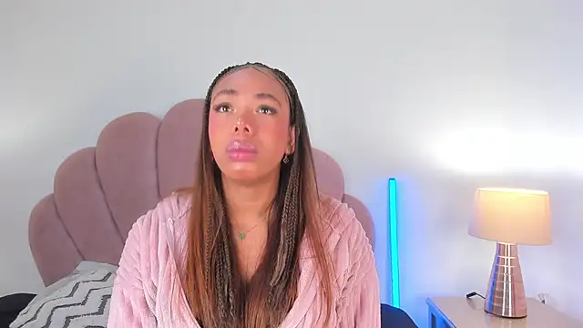 Snapshot of Nicole_Paradise chatting on 10, 1, 2026 Nicole Paradise online show from 10, 1, 2026