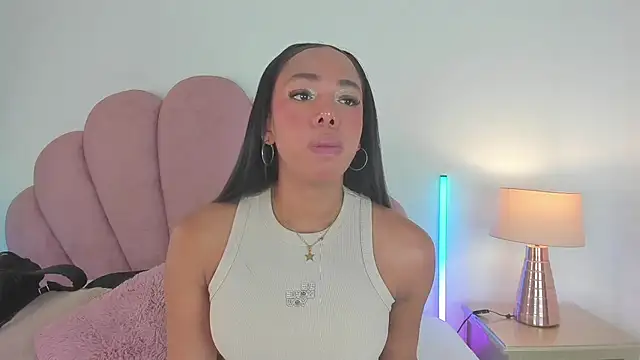 Snapshot of Nicole_Paradise chatting on 28, 3, 2026 Nicole Paradise online show from 28, 3, 2026