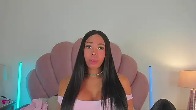 Snapshot of Nicole_Paradise chatting on 8, 4, 2026 Nicole Paradise online show from 8, 4, 2026