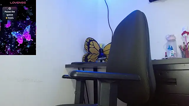 SophiaMeyerst online show from 11, 11, 2025