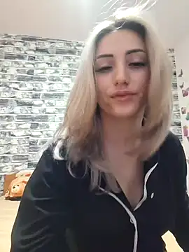 DeeaFUN25 online show from 15, 1, 2025