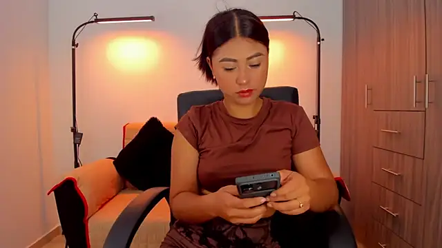 cloy baby   online show from 21, 11, 2025