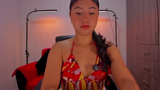 Snapshot of cloy_baby__ chatting on 16, 4, 2026 cloy baby online show from 16, 4, 2026