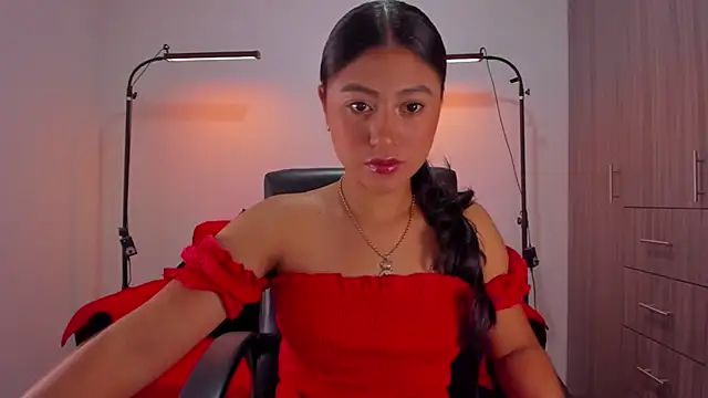 Snapshot of cloy_baby__ chatting on 21, 4, 2026 cloy baby online show from 21, 4, 2026