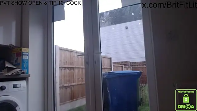 Snapshot of BritishHappyEnding chatting on 3, 2, 2025 BritishHappyEnding online show from 3, 2, 2025