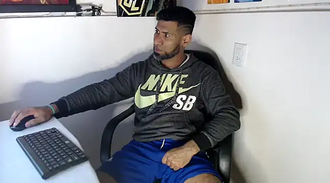 Enriblack92 online show from 3, 12, 2024