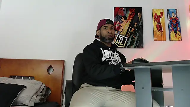 Enriblack92 online show from 30, 12, 2024