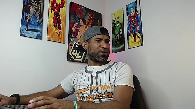 Enriblack92 online show from 17, 1, 2025