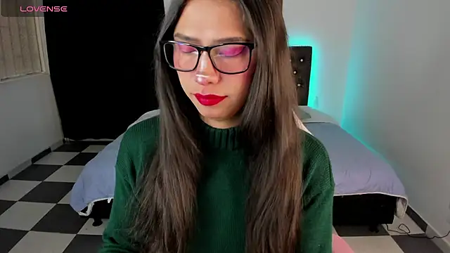 paula kawaiifu  online show from 15, 1, 2025