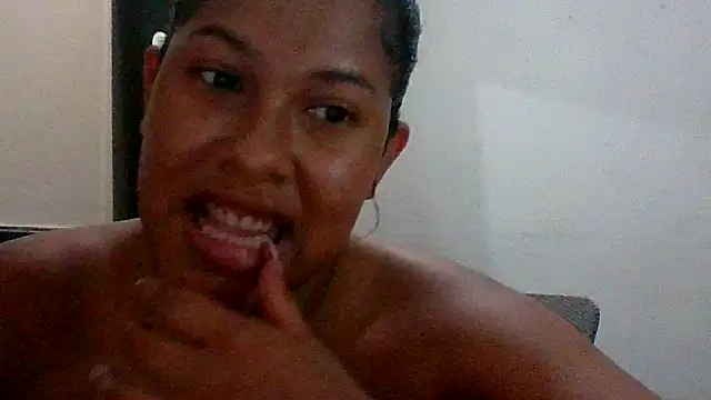 Snapshot of Kitra_New chatting on 17, 2, 2026 Kitra New online show from 17, 2, 2026