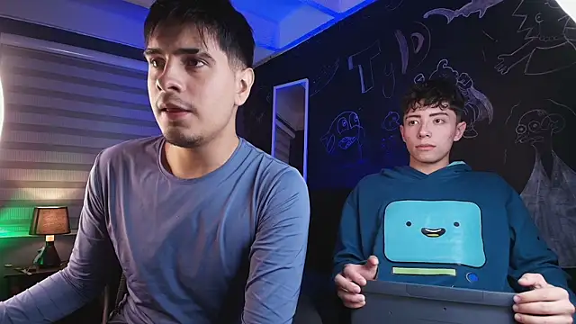 Snapshot of thiago_rockwelll chatting on 15, 4, 2026 thiago rockwelll online show from 15, 4, 2026