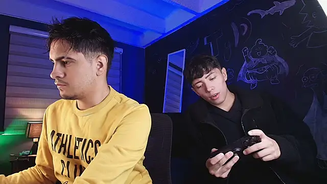 Snapshot of thiago_rockwelll chatting on 16, 4, 2026 thiago rockwelll online show from 16, 4, 2026