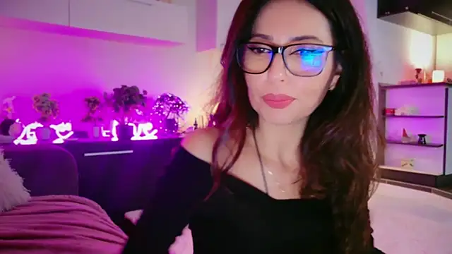 Snapshot of MissSmiley26 chatting on 6, 3, 2026 MissSmiley26 online show from 6, 3, 2026