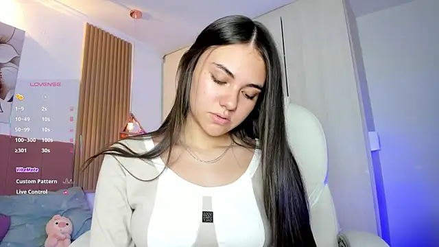 Snapshot of mia_nevaeh chatting on 12, 5, 2026 mia nevaeh online show from 12, 5, 2026