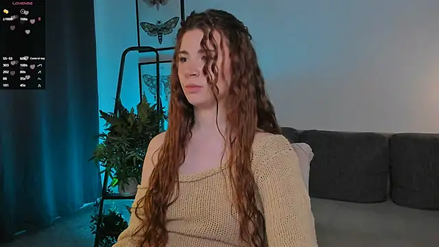 Freckle Diyana online show from 14, 11, 2025