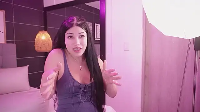 Bella TS  online show from 19, 3, 2026