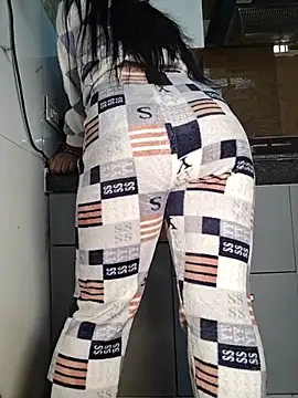 Snapshot of Manpreet_kaur21 chatting on 16, 11, 2025 Manpreet kaur21 online show from 16, 11, 2025