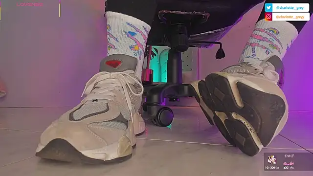 charlotte  grey online show from 19, 9, 2025