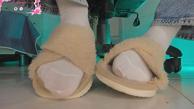 charlotte  grey online show from 7, 2, 2026