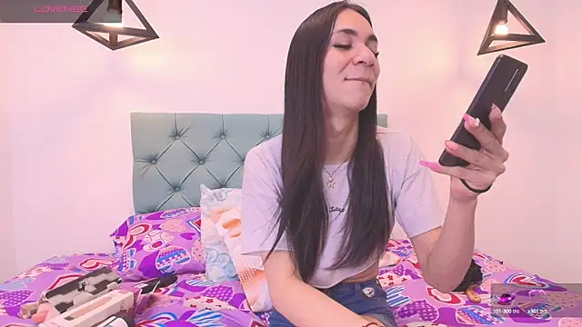 Mia thompson 19 online show from 25, 2, 2025