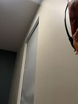 Snapshot of W1LBURN chatting on 24, 4, 2026 W1LBURN online show from 24, 4, 2026