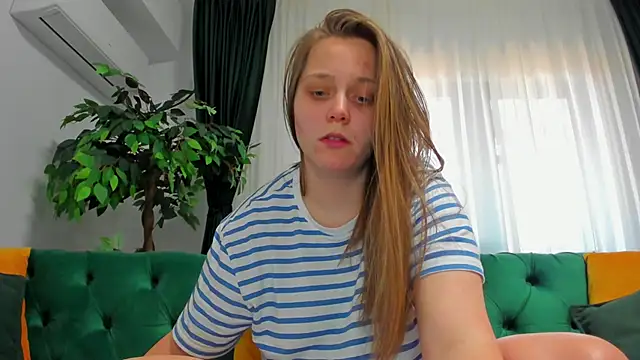 Snapshot of bonnie6969 chatting on 9, 3, 2025 bonnie6969 online show from 9, 3, 2025