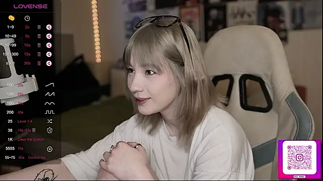 Snapshot of Traharaa chatting on 6, 2, 2026 Traharaa online show from 6, 2, 2026