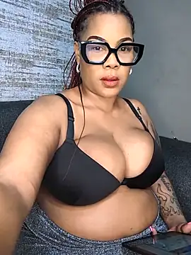 Snapshot of ExclusiveLeexx chatting on 24, 12, 2024 ExclusiveLeexx online show from 24, 12, 2024