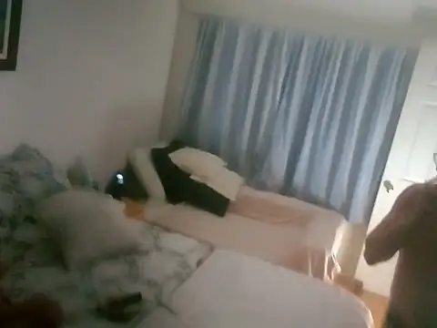 Snapshot of Vinyboy69 chatting on 15, 10, 2025 Vinyboy69 online show from 15, 10, 2025