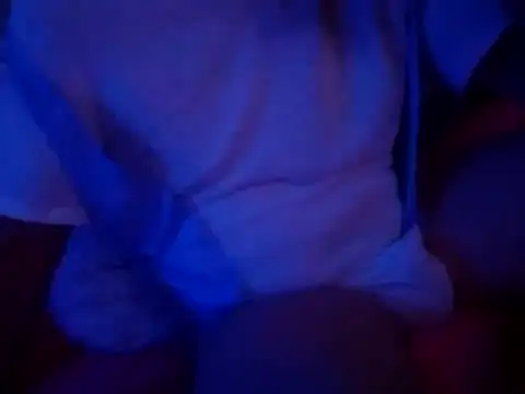 Snapshot of Vinyboy69 chatting on 29, 10, 2025 Vinyboy69 online show from 29, 10, 2025